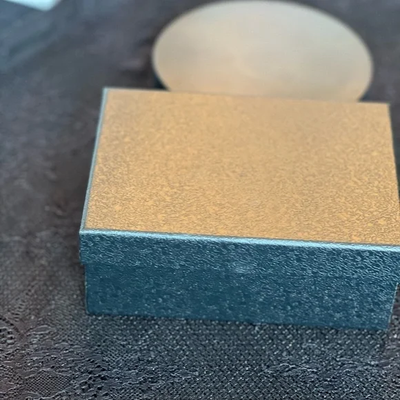 NEW MAHOGANY JEWELRY BOX - Picture 3 of 4